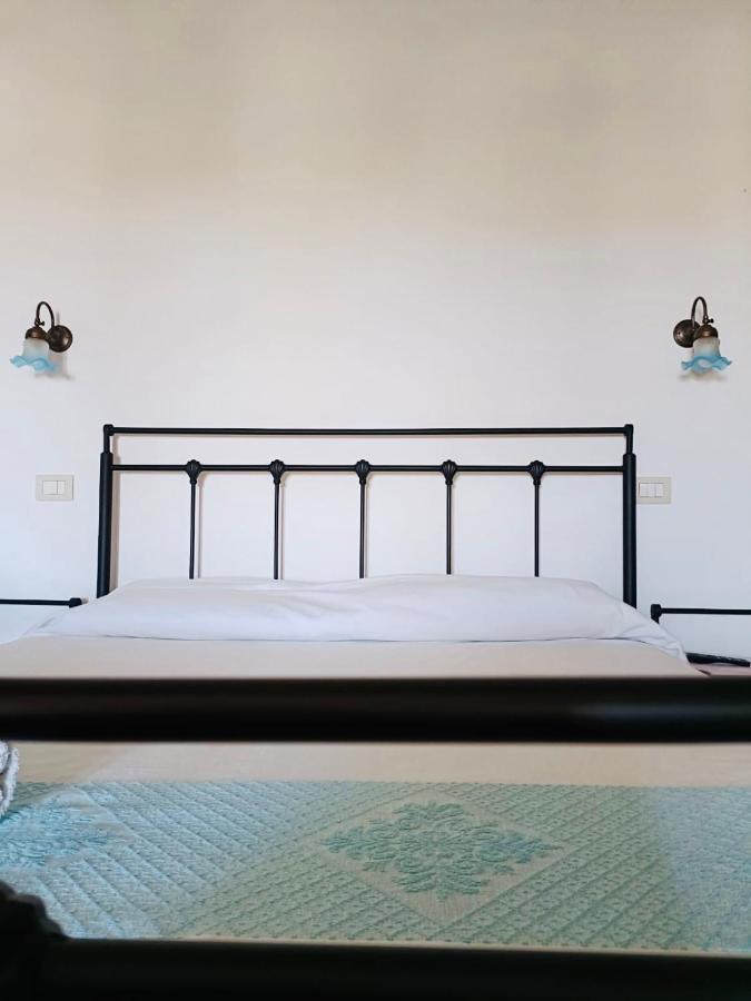 B&B Tre - Rooms & Relax Οριστάνο Εξωτερικό φωτογραφία