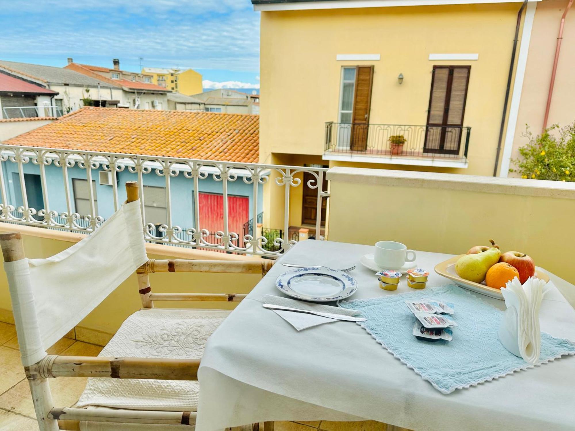 B&B Tre - Rooms & Relax Οριστάνο Εξωτερικό φωτογραφία